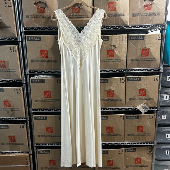 NWT Soft Surroundings Slip Ivory Lace Nightgown Long Chemise Maxi Dress Medium - Picture 14 of 16
